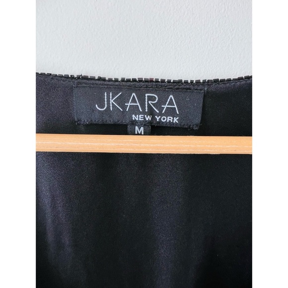 JKARA 🌸 Beaded Black Bell Sleeve V-Neck Top w Sharktail Hem - Picture 9 of 13